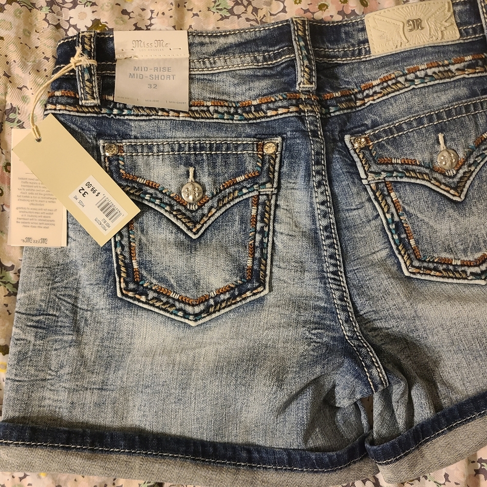 NWT miss me mid rise summer Jean shorts